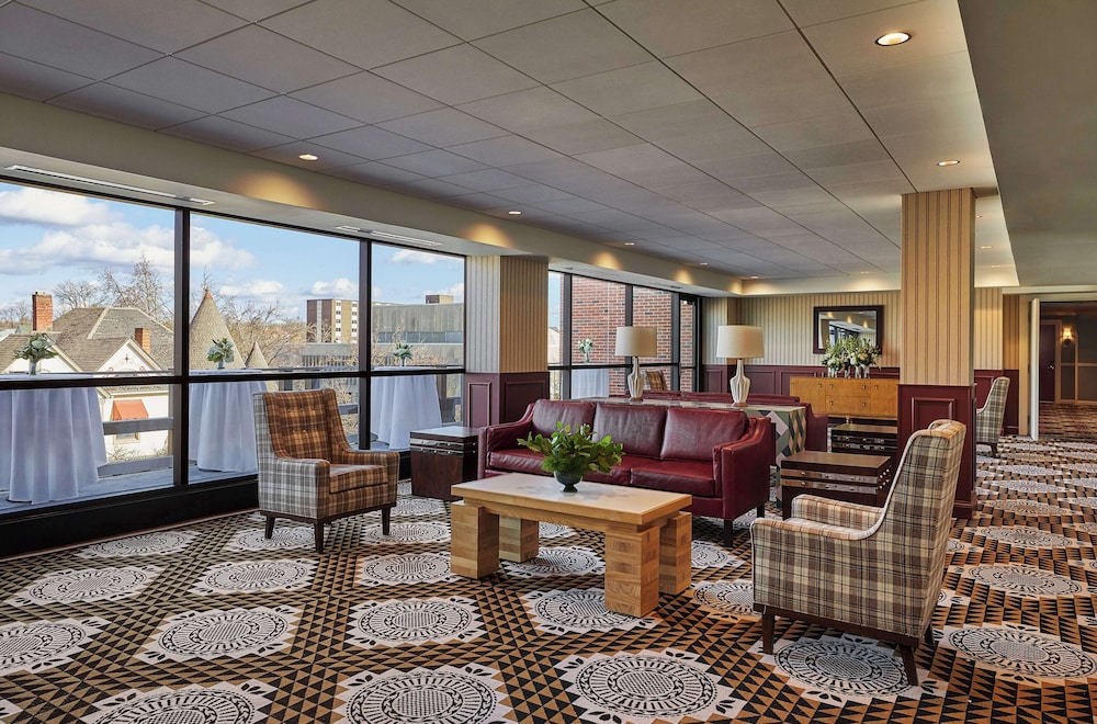 Graduate by Hilton Bloomington - photo 6