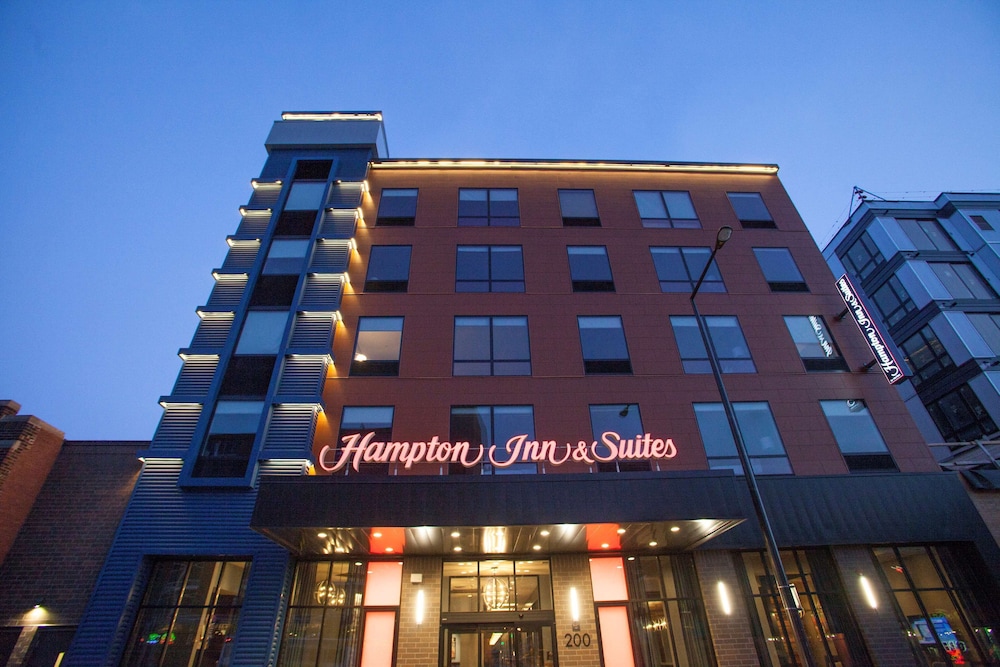 Hampton Inn & Suites Downtown St. Paul - featured photo