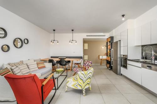 Spacious 3 BDR in Florentine — 4-Star Luxury Hotel in Tel Aviv, Israel