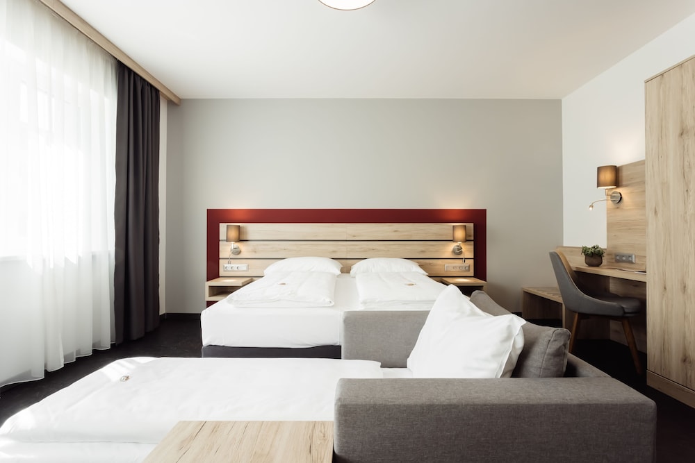 Hotel Smart Liv In - carbon neutral hotel in Sankt Poelten