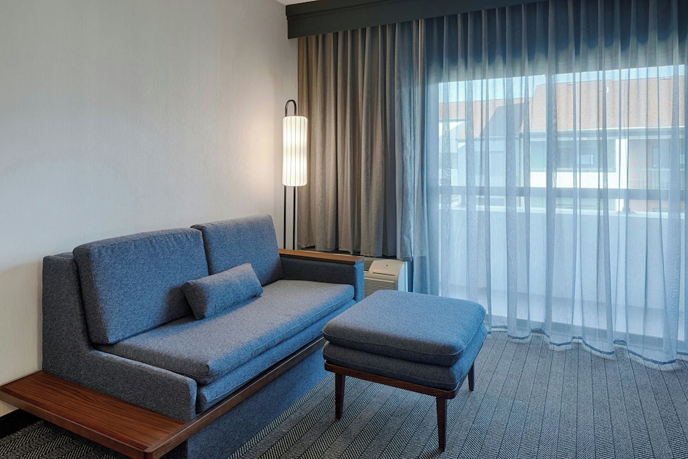 Courtyard by Marriott Dayton South Mall - photo 7