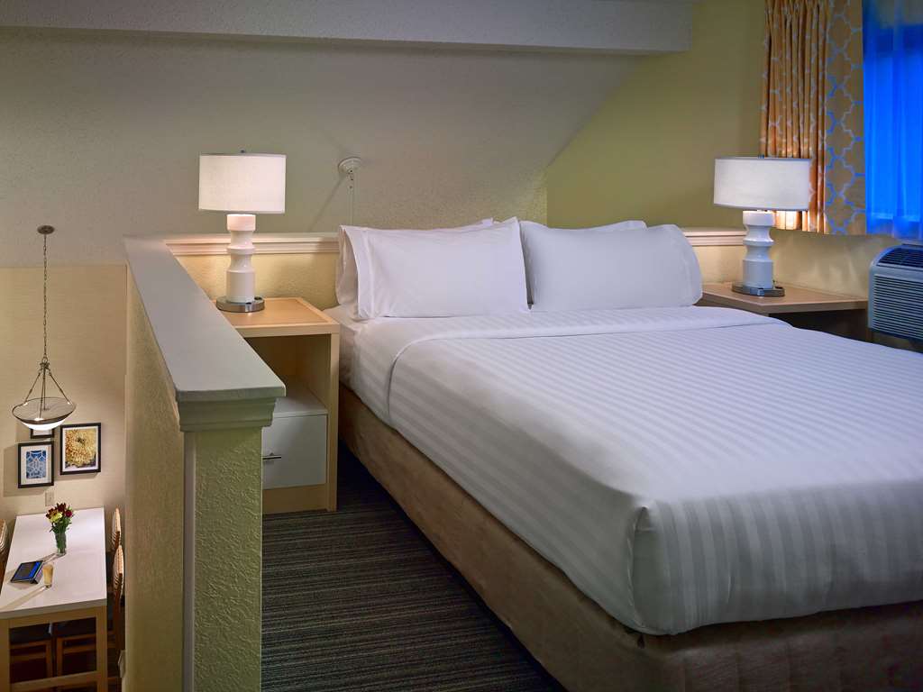 Sonesta Simply Suites Cleveland Westlake - photo 13
