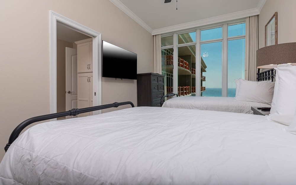Phoenix Gulf Towers 2604 4 Bedroom Condo - photo 10