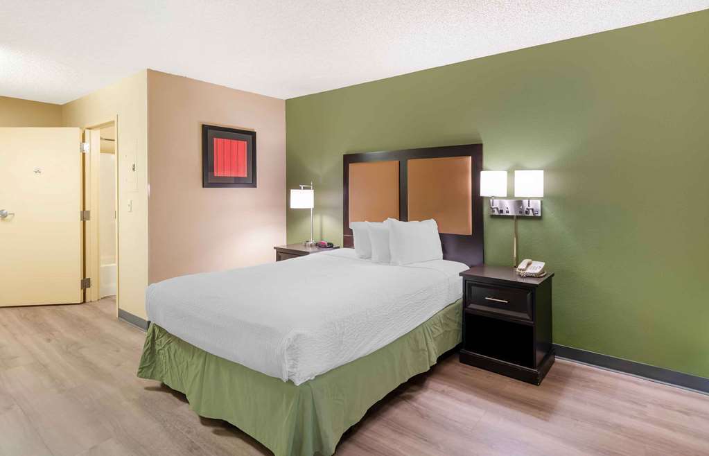 Extended Stay America Suites Fresno North - photo 7
