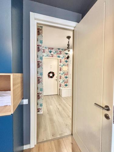 Art inspired Modern Flat near VAKE PARK with WIFI