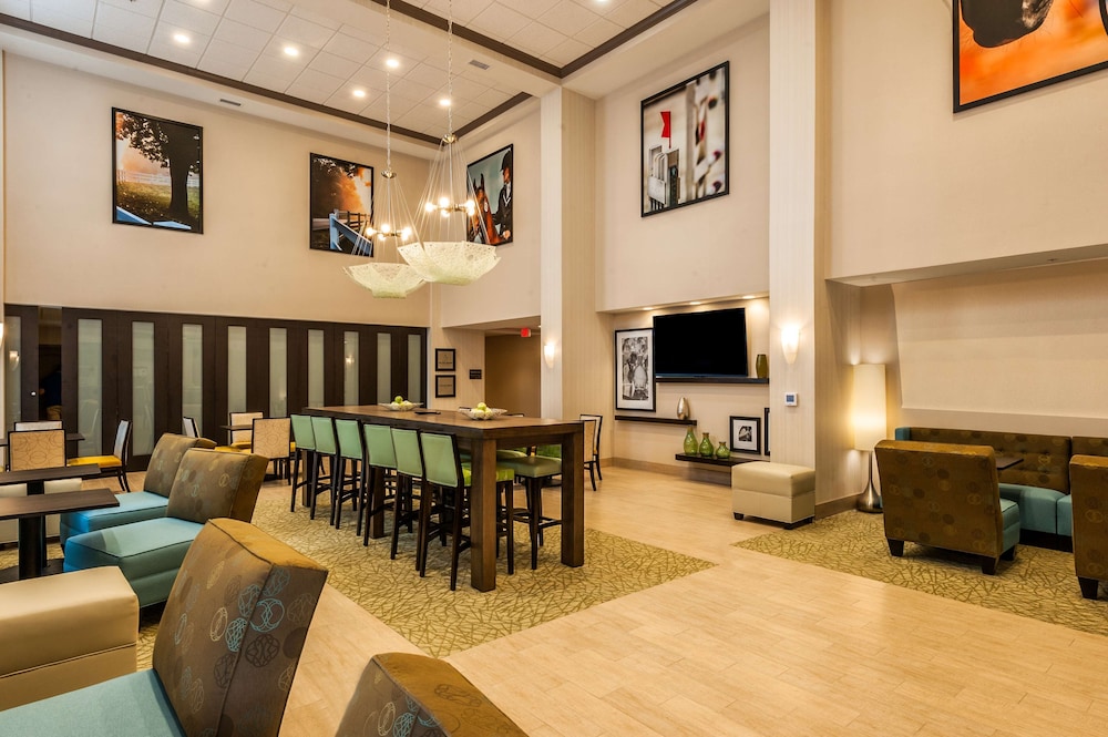 Hampton Inn & Suites New Albany Columbus - photo 20