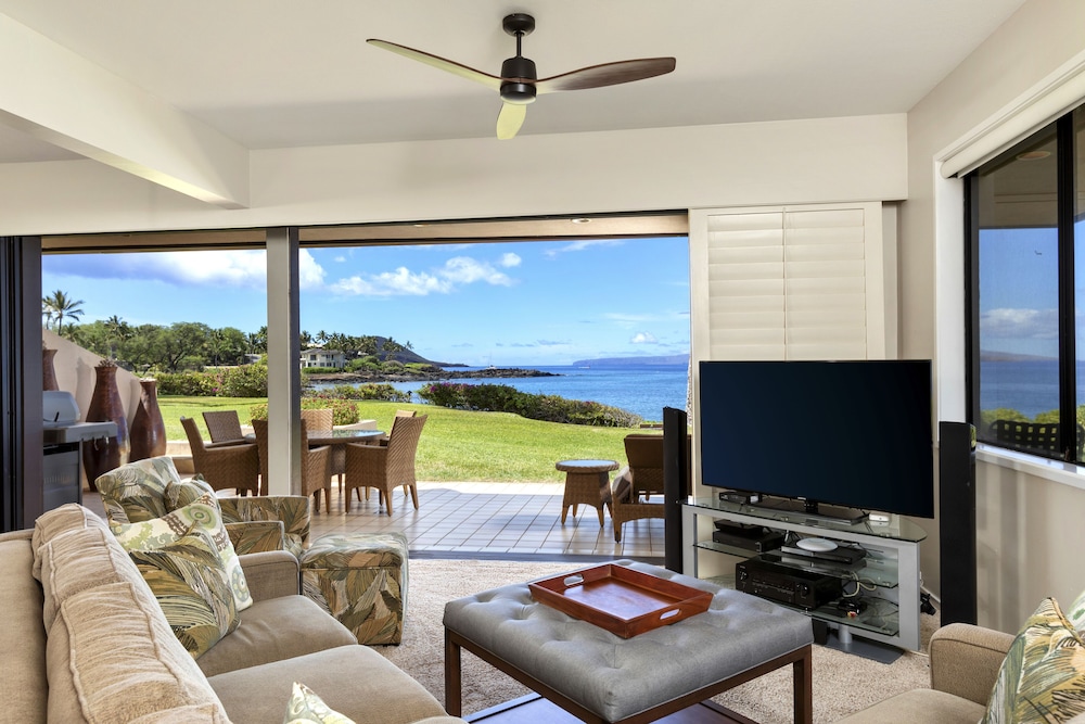 Makena Surf — 4-Star Luxury Hotel in Wailea, United States