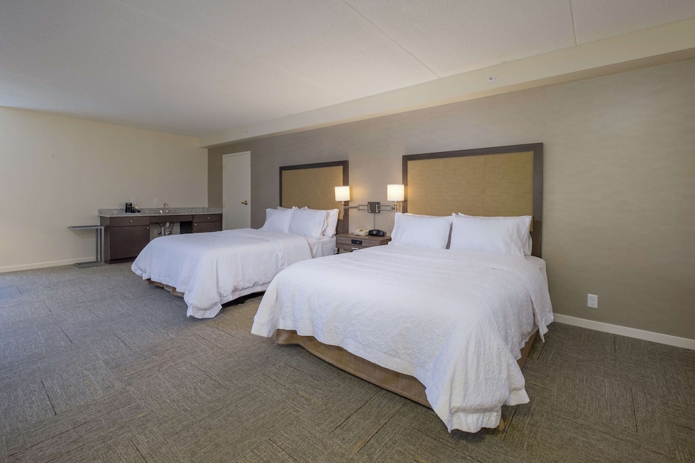 Hampton Inn Waterville - photo 6