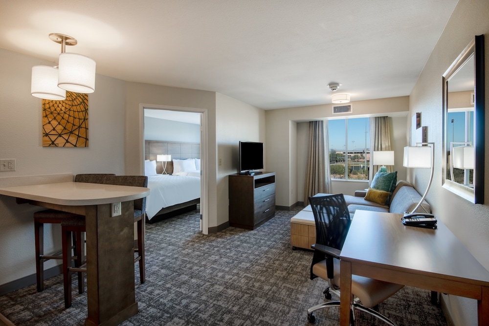 Staybridge Suites Scottsdale Talking Stick by IHG - photo 18
