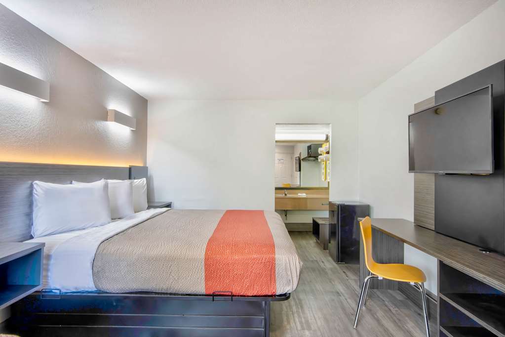 Motel 6 Lafayette LA - photo 15