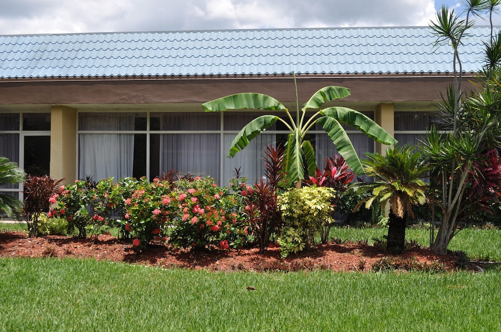 Ramada by Wyndham Cocoa - photo 12