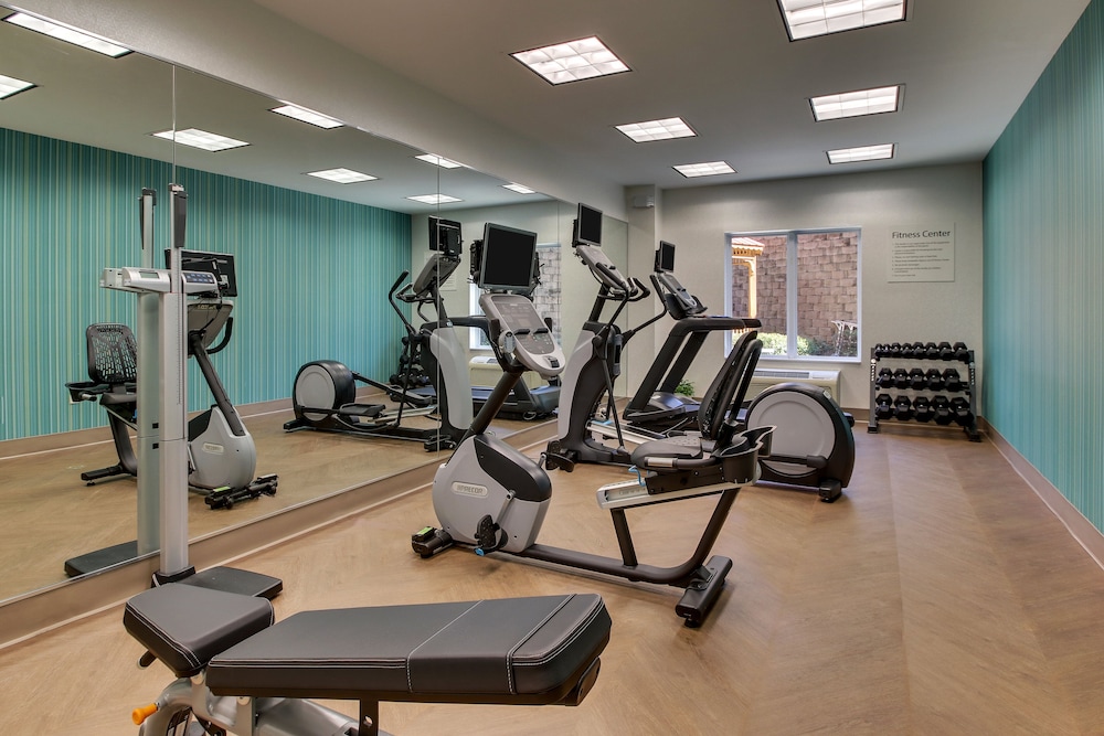 Holiday Inn Express & Suites Columbus Fort Benning Maingate by IHG - photo 14