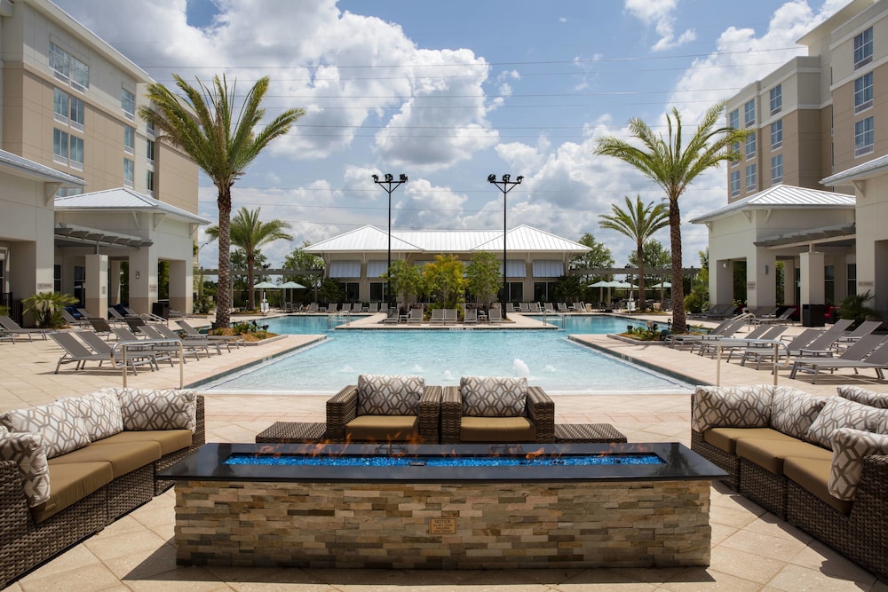 Springhill Suites Orlando At Flamingo Crossings Town Center Western Entrance — Winter Garden