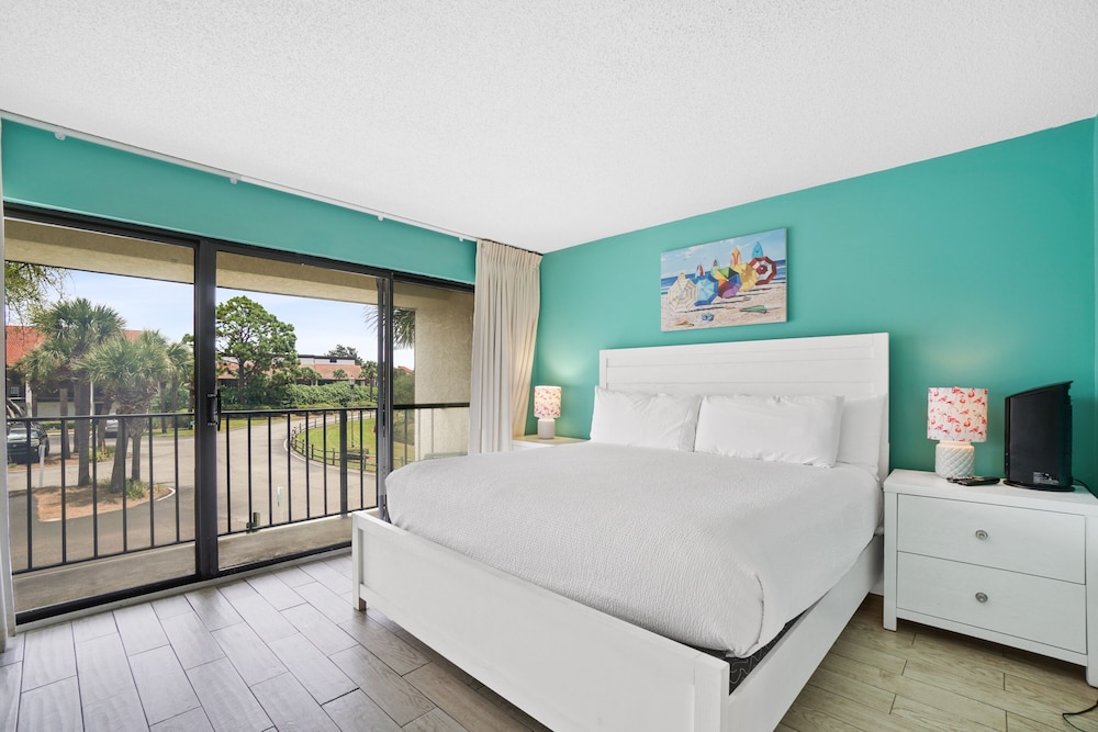 Edgewater Beach & Golf Resort by Panhandle Getaways - photo 12