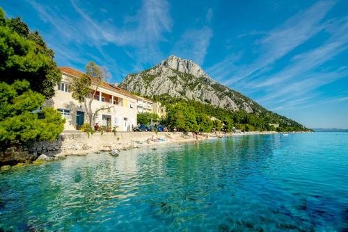 Holiday Home Labineca — 4-Star Luxury Hotel in Gradac, Croatia