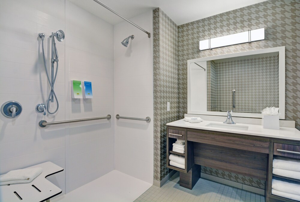 Home2 Suites by Hilton Charleston Daniel Island - photo 20