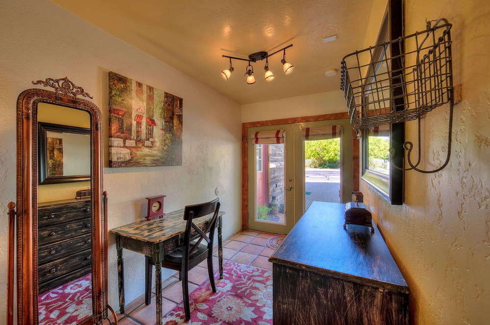 Cali Cochitta Vacation Rentals - photo 15