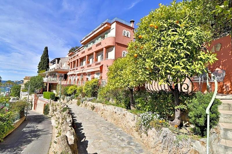 Les Galets Hv Tel Et B B — Bandol — photo 4