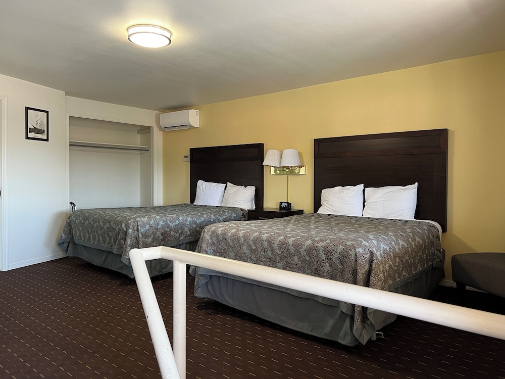 Port Townsend Inn - photo 29