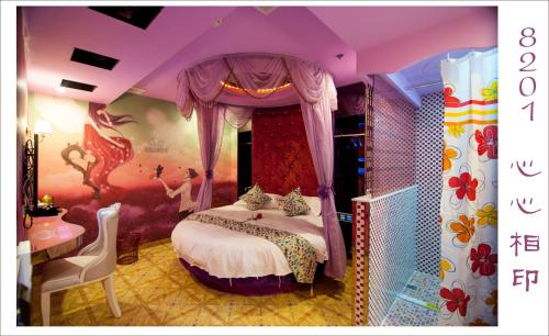 Yaliang Theme Hotel - last minute hotel in Shanghai