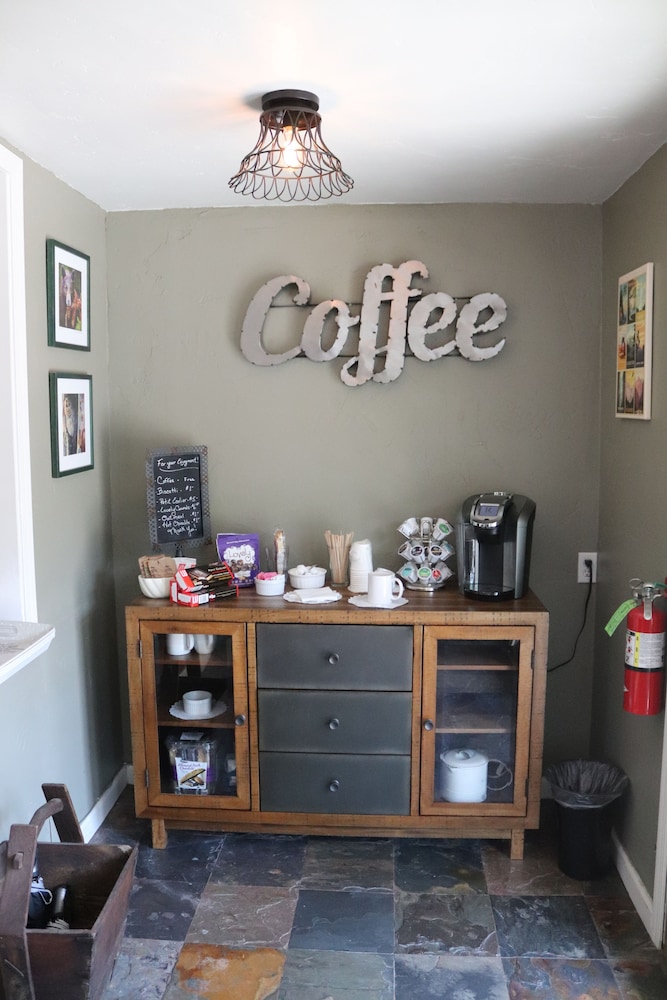 Sierra Mountain Inn - photo 4