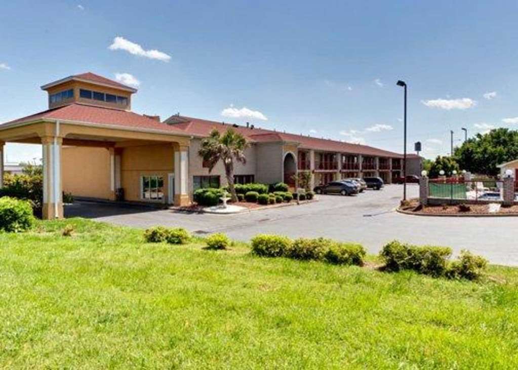 Quality Inn & Suites Monroe - photo 3
