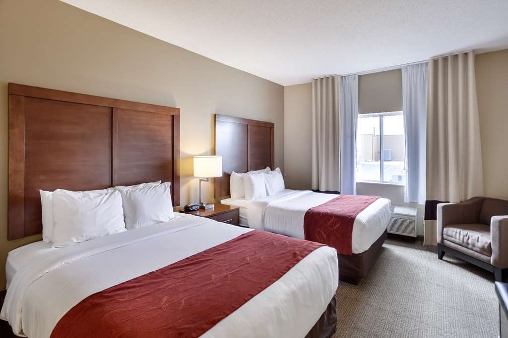 Comfort Suites Lincoln North - photo 8
