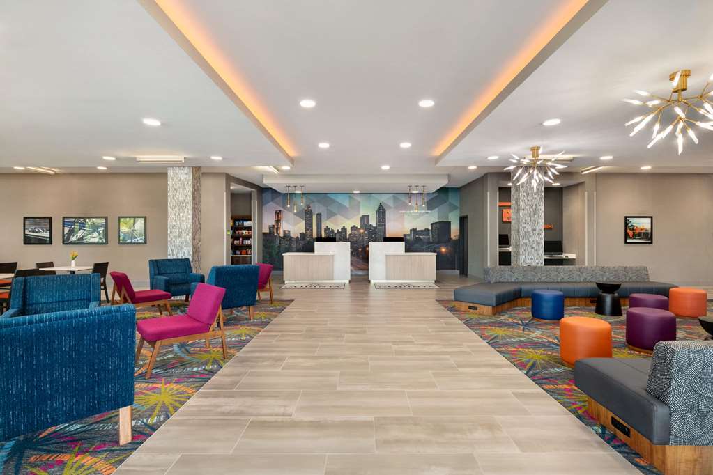 La Quinta Inn & Suites by Wyndham Braselton - photo 12