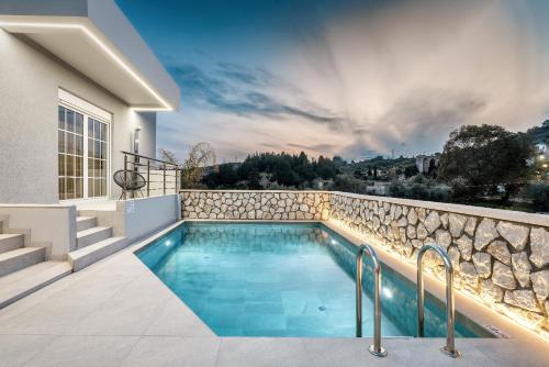 Eldorado Luxury Villa — 4-Star Luxury Hotel in Afantou, Greece
