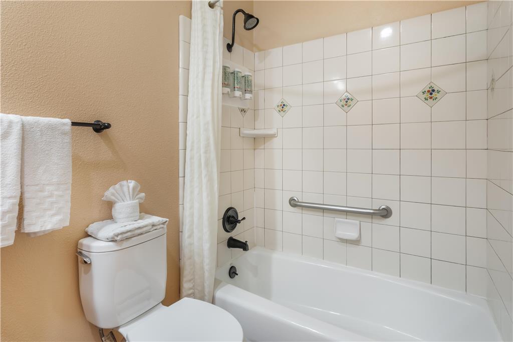 Best Western Rose Garden Inn - photo 43