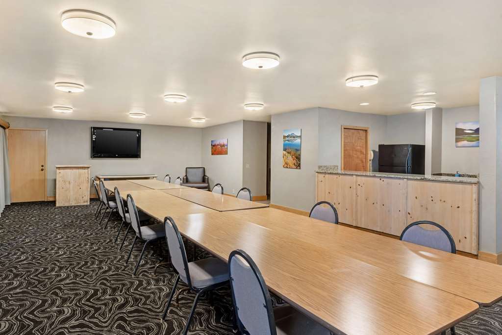 Best Western Ponderosa Lodge - photo 55
