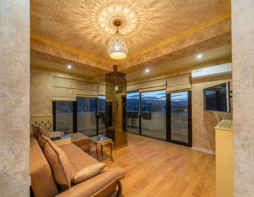 Cozy apartment with a beautiful view of old town