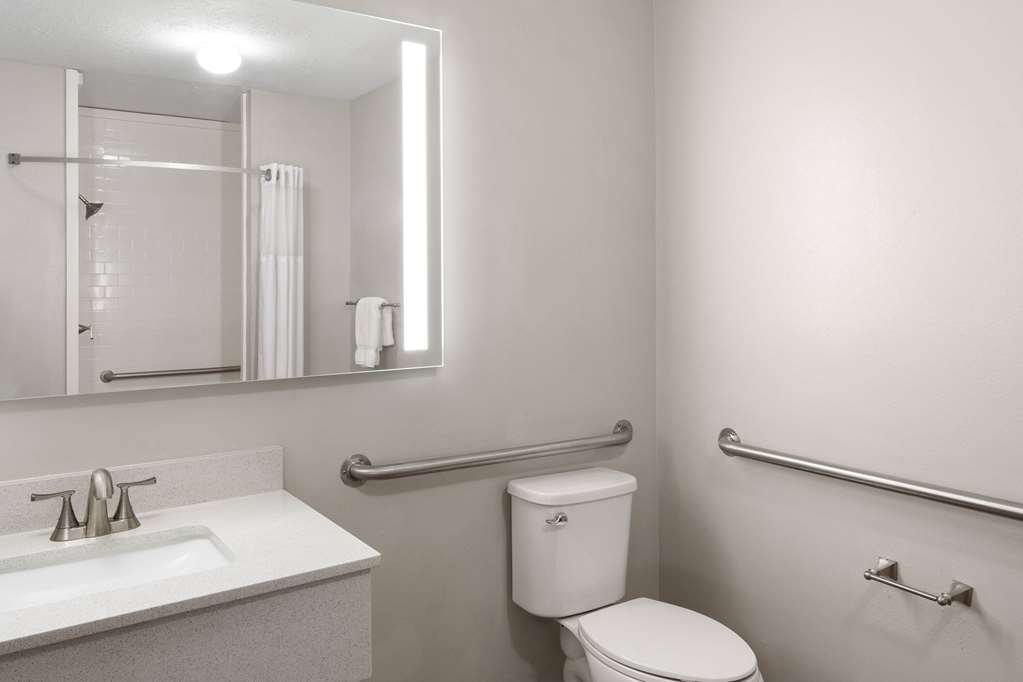 Wingate by Wyndham Cedar City - photo 25