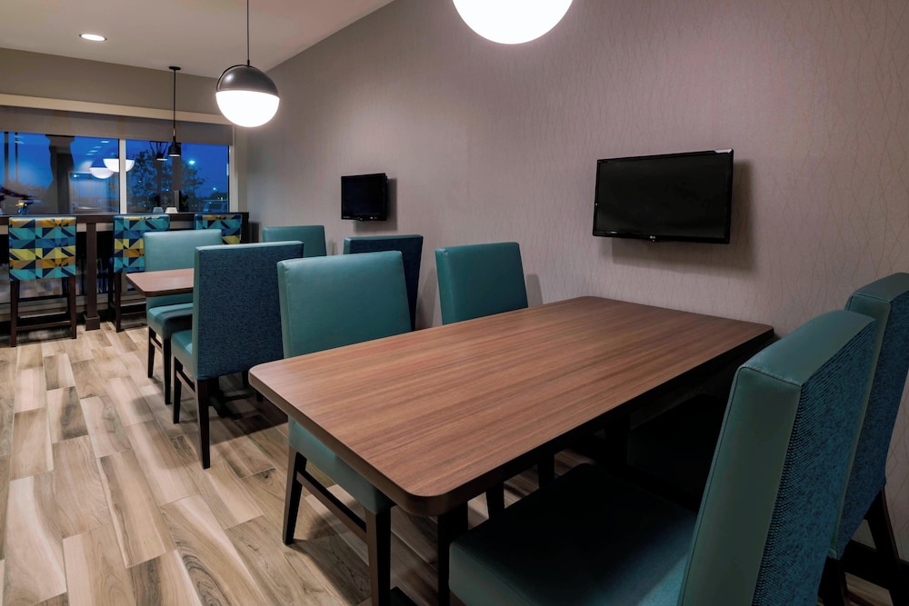 TownePlace Suites by Marriott Leavenworth - photo 22