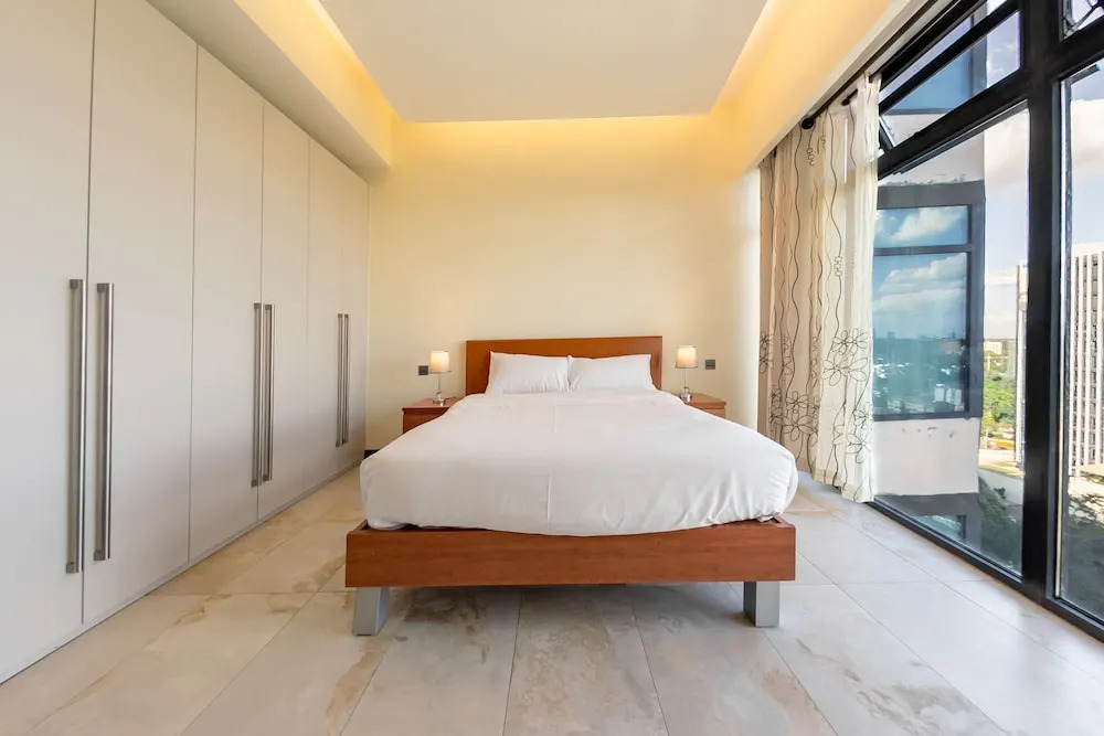Lux Suites Le marc Luxury Apartments