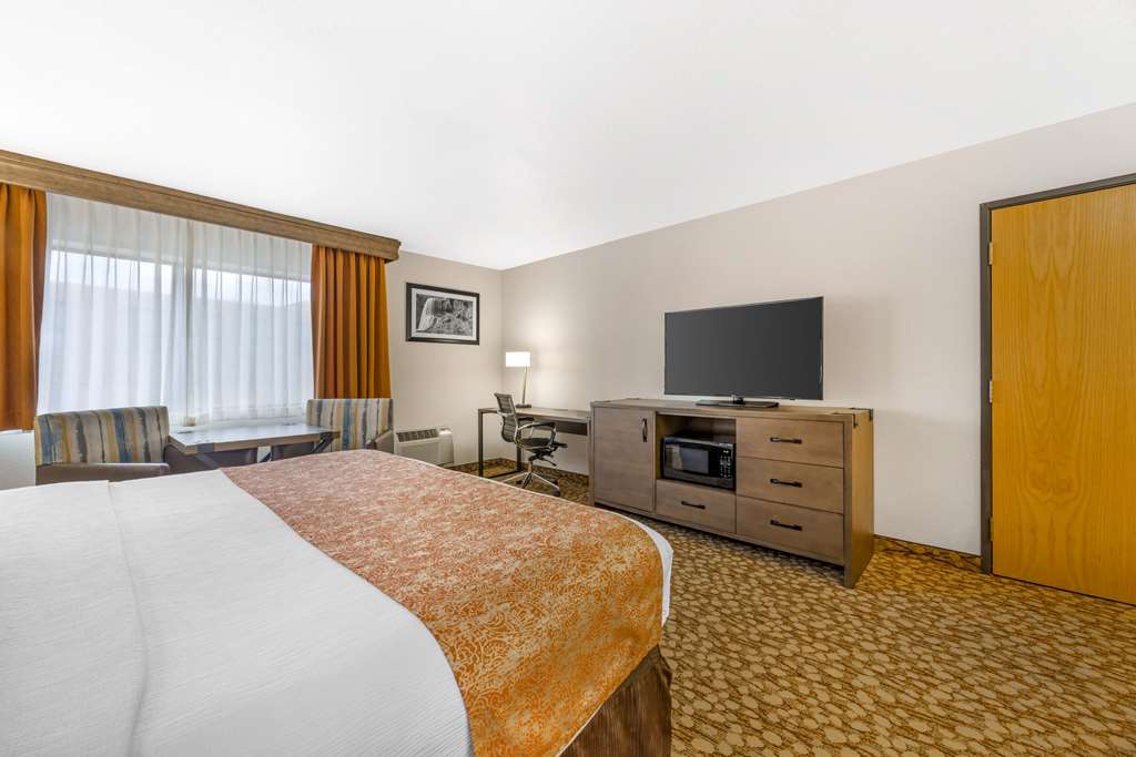 Best Western Plus Mill Creek Inn - photo 23