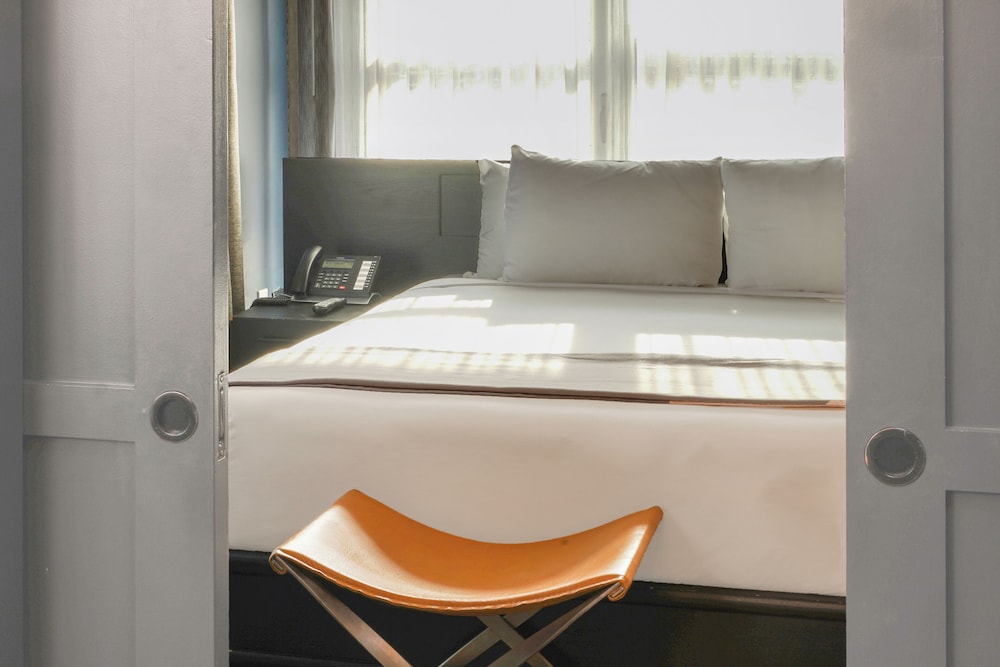 The Tillary Hotel - photo 19