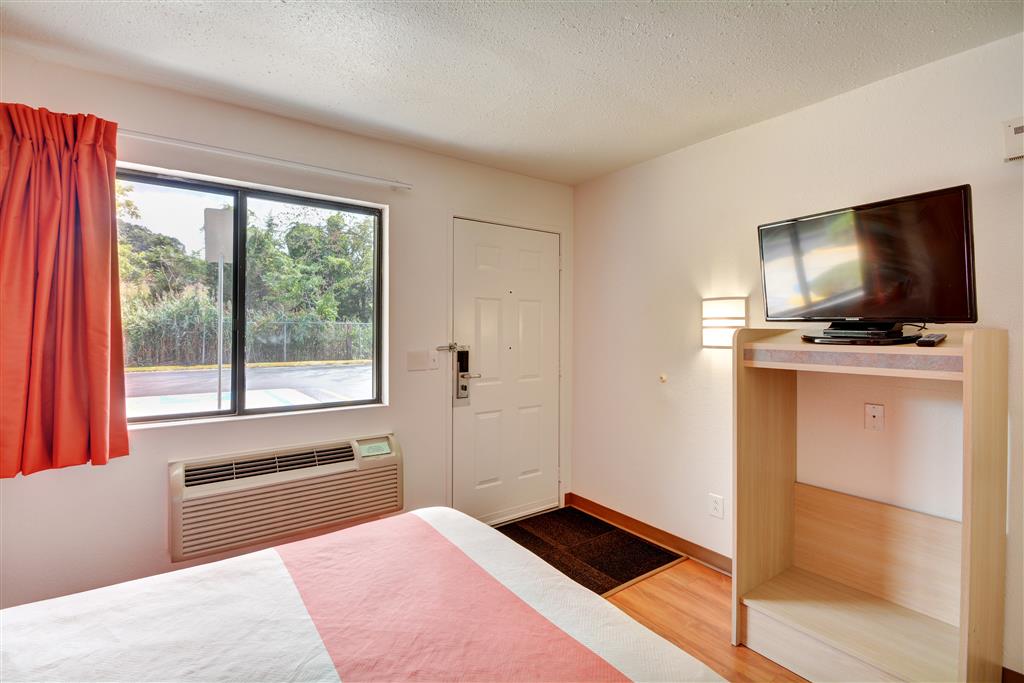 Motel 6 Southington CT Hartford - photo 9