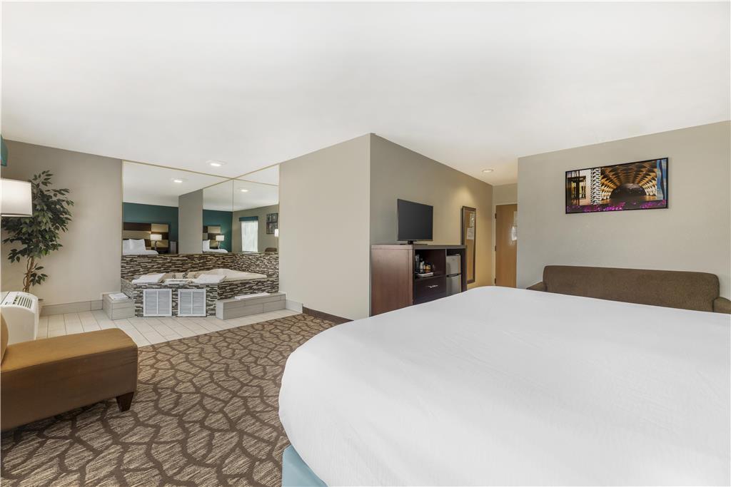 Best Western Joliet Inn & Suites - photo 16