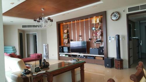 Watermark Chaophraya River Condo