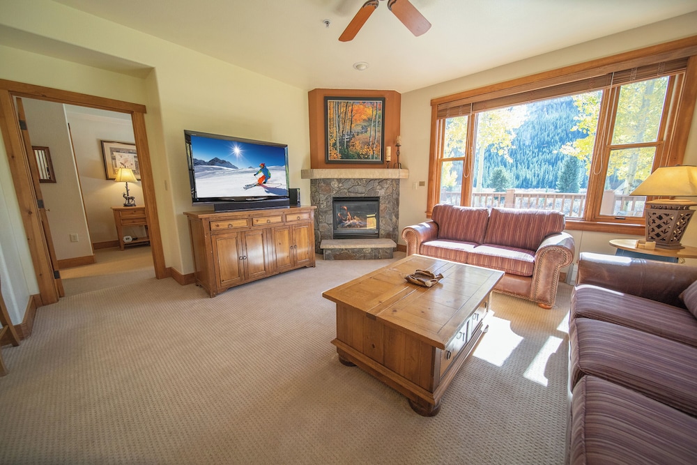 Red Hawk Townhomes 2345 — 4-Star Luxury Hotel in Keystone, United States