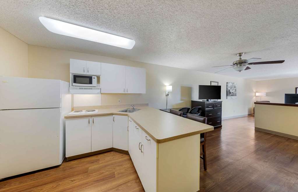 Extended Stay America Suites Los Angeles Arcadia - photo 26