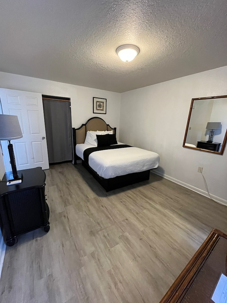 Holiday Isles Resort - photo 22