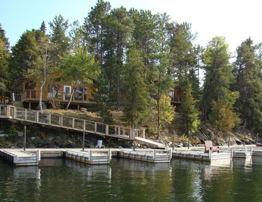 Tomahawk Resort - carbon neutral hotel in Unknown City