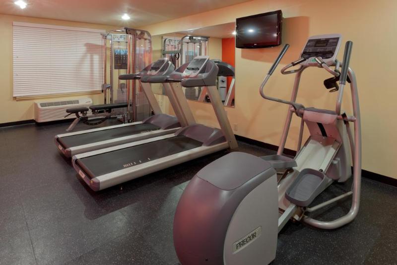 Country Inn & Suites by Radisson Holland MI - photo 23