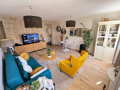 Cosy Room in Villejuif, France