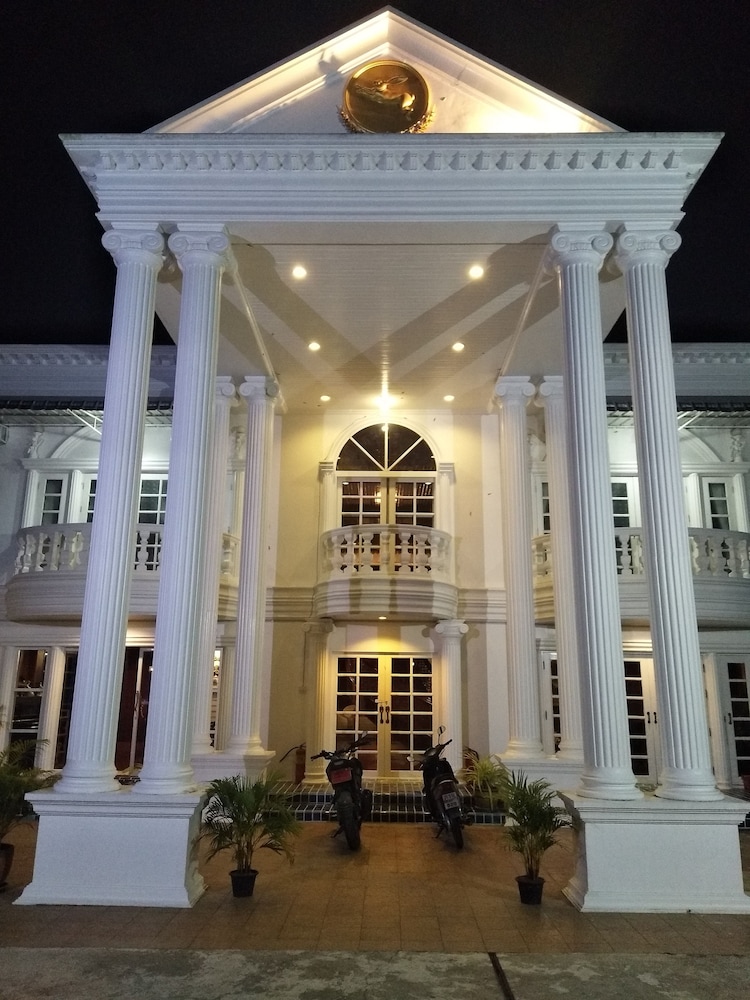 Baan Sai Thong Hotel in Trat, Thailand