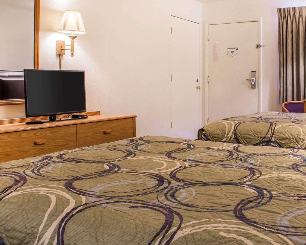 Rodeway Inn Silver Creek Inn - photo 16