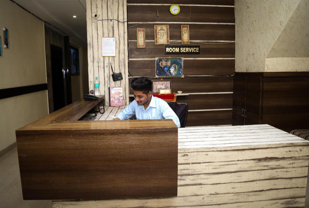 Hotel Kesar Residency in Khandwa, India