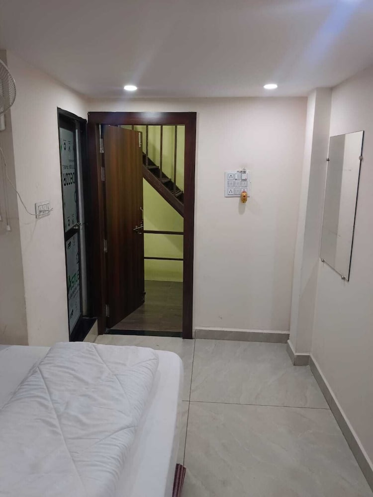 Hotel Om Omkar — Ujjain — photo 4